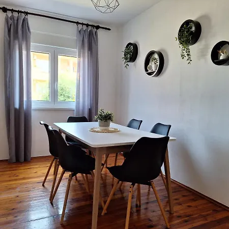 Apartman Romana's Cave *