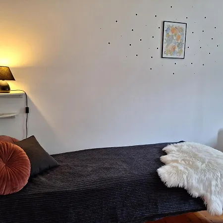 Romana's Cave Apartman