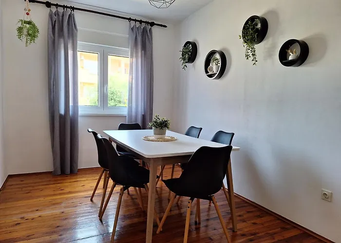 Apartment Romana's Cave *