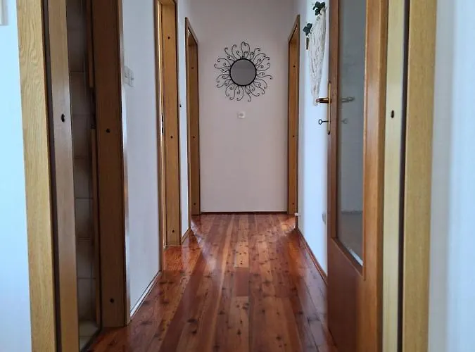 Romana's Cave Apartman *